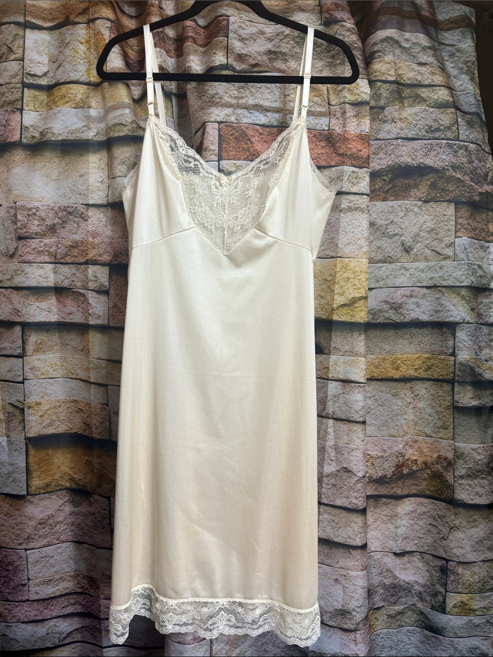 Vintage JCPenney Cream Satin dress Slip Lace Trim Size 38  Lingerie